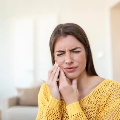 ¿Has sentido molestias o dolor en tu boca últimamente? La radiografía de boca puede ser una herramienta invaluable para identificar y abordar las causas subyacentes de estas molestias.
